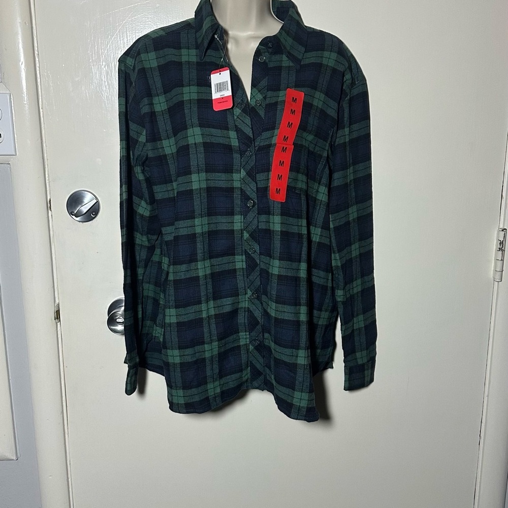 Lands' End Women's button down shirt in Green and Black Plaid